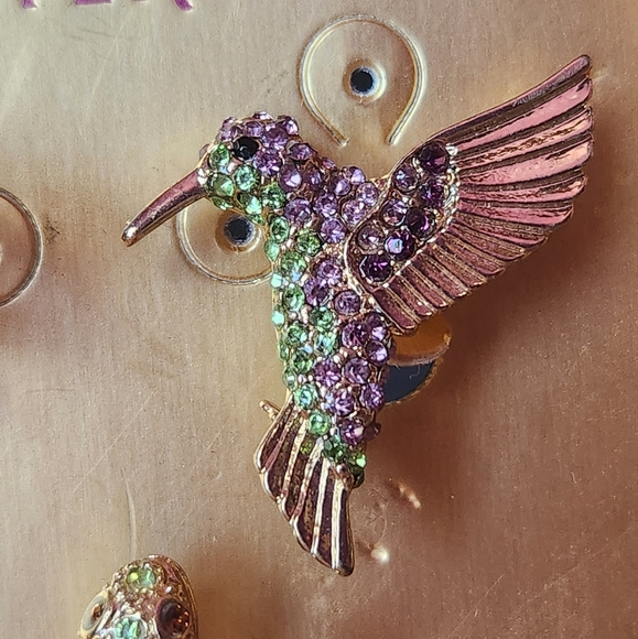 Three Animal Brooch Pins *A7 - Picture 3 of 8